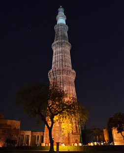 Qutub Minar - Delhi